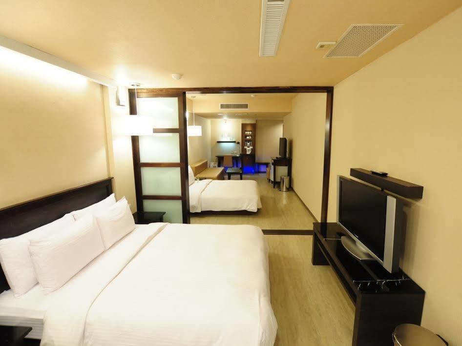 Kindness Xin Jue Jiang Hotell Kaohsiung Exteriör bild