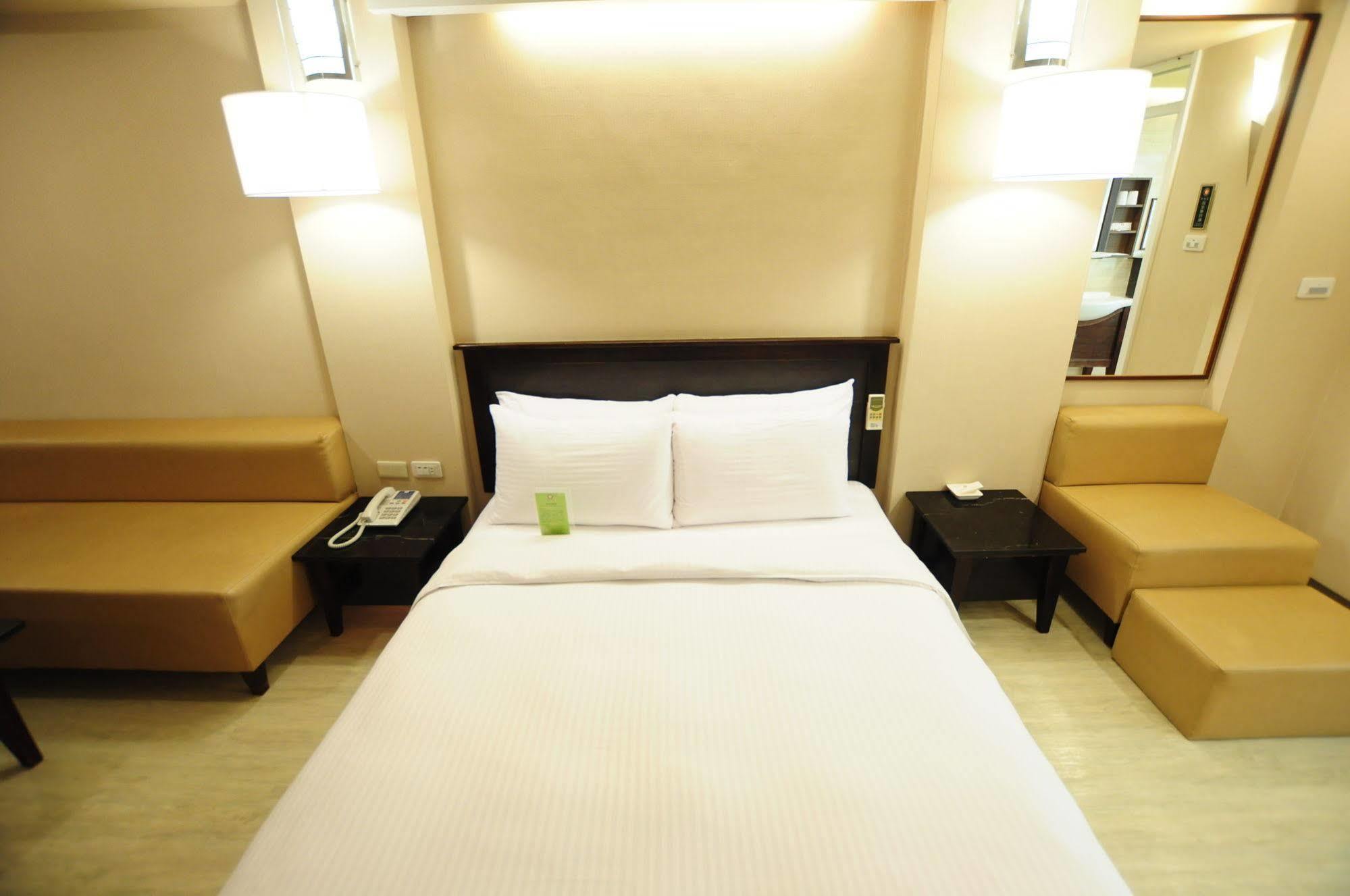 Kindness Xin Jue Jiang Hotell Kaohsiung Exteriör bild